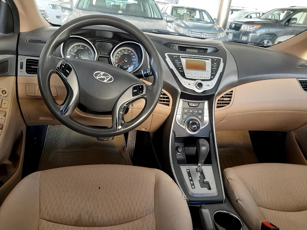 هیوندای ئەلەنترا